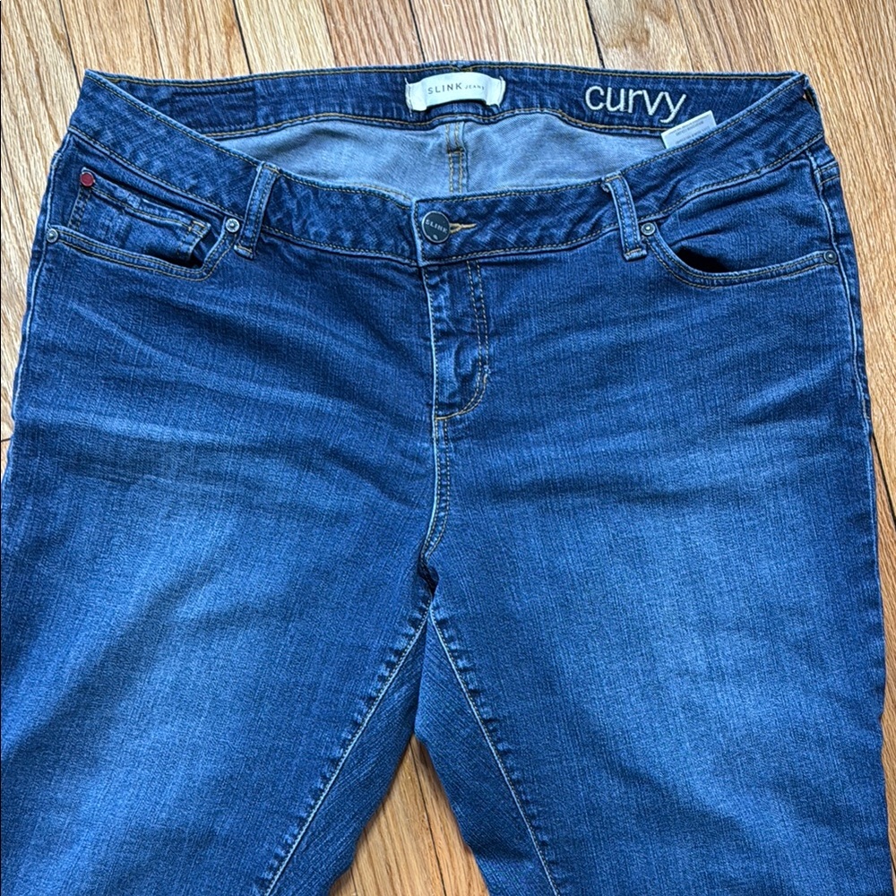 Slink Jeans Women's Blue Curvy Jeans Capri Classic Denim Style Size 18